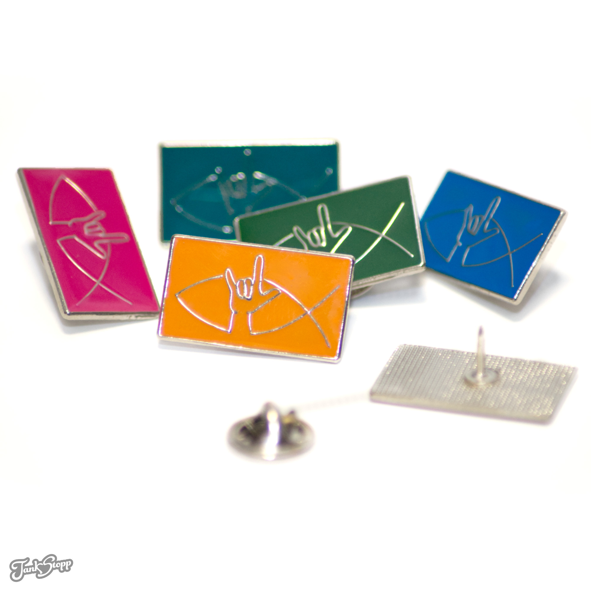 Ansteck-Pin (ICHTHYS ILY)